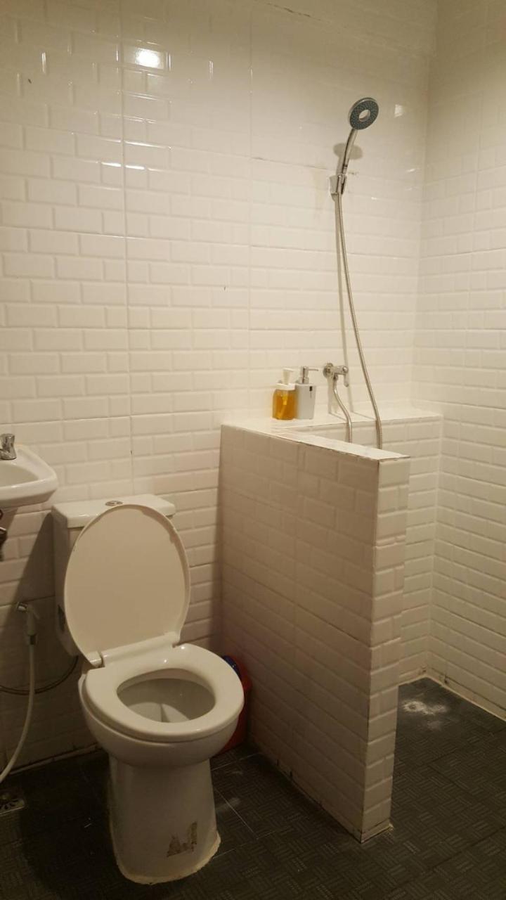 Js Mansion Hotel Bangkok Exterior photo